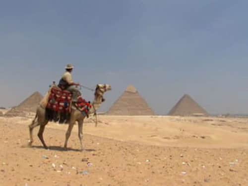 Who Built Egypt's Pyramids?