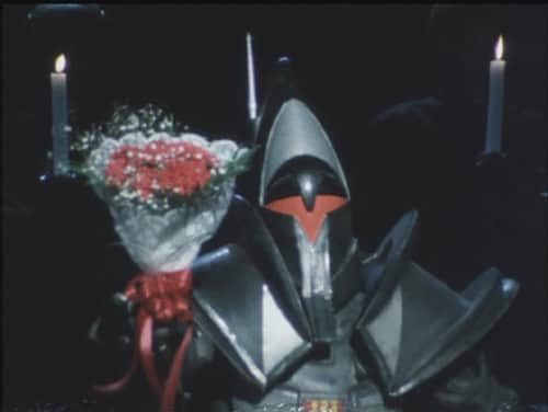 Goodbye Mama! The Two Hightech Heroes