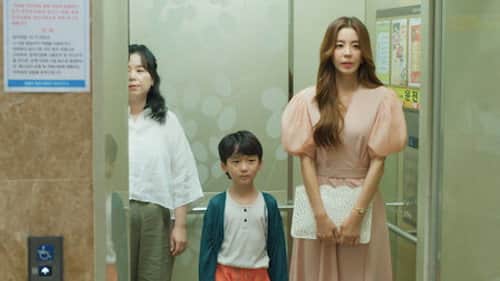 Entering Green Mothers' Club