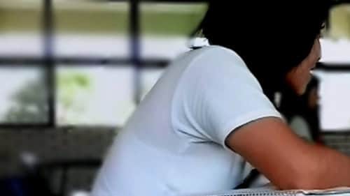 In... Alondrita Combs Her Hair