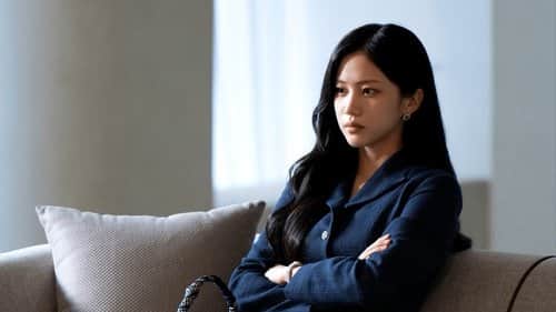 Dong Ju, Returns to Recover Lost Memories