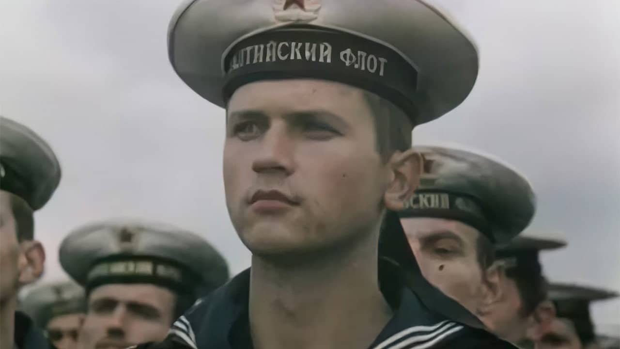 Такой солдат непобедим backdrop