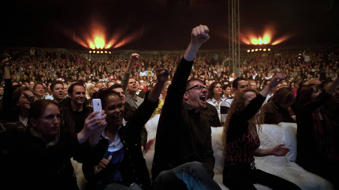 David Gray: Zermatt Unplugged backdrop