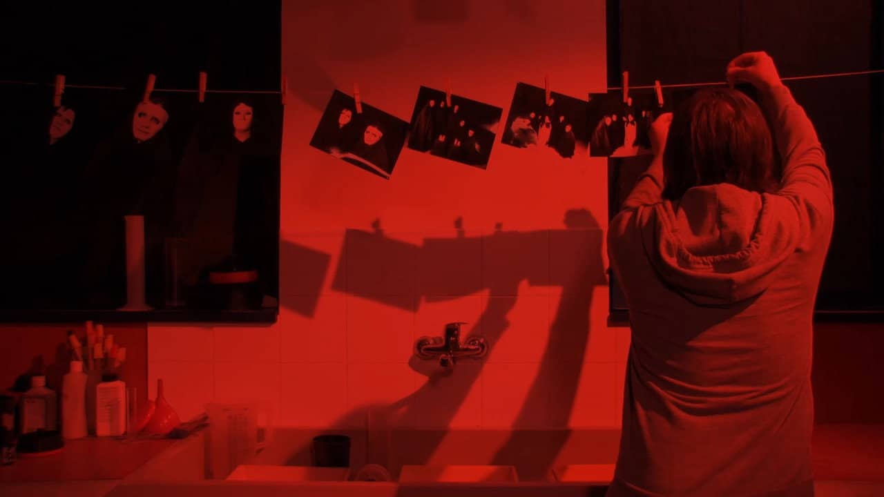 Paralelo Rojo backdrop