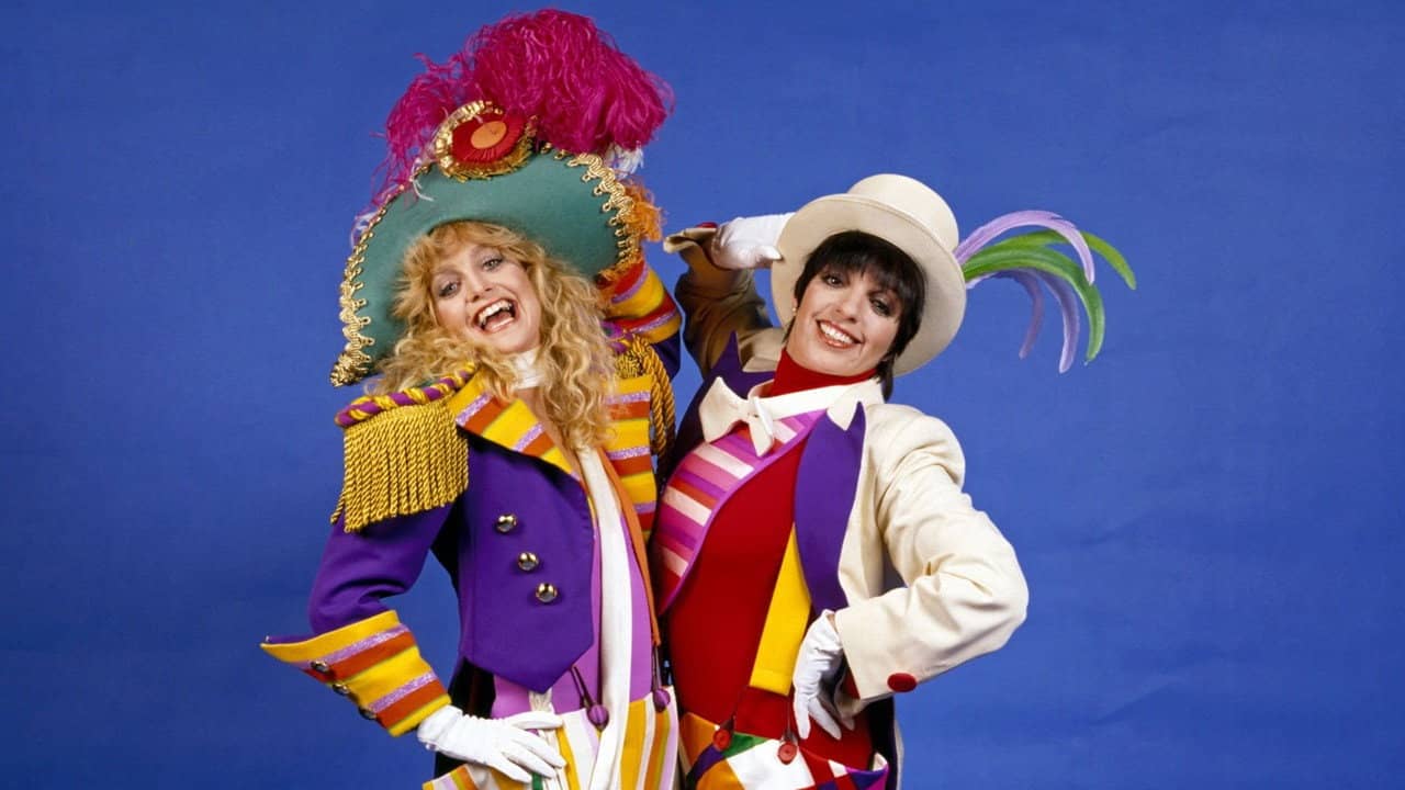 Goldie and Liza Together backdrop