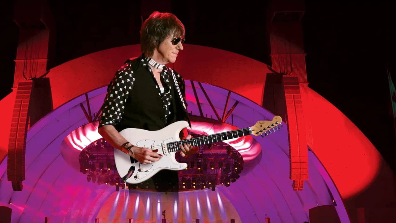 Jeff Beck - Live At The Hollywood Bowl backdrop