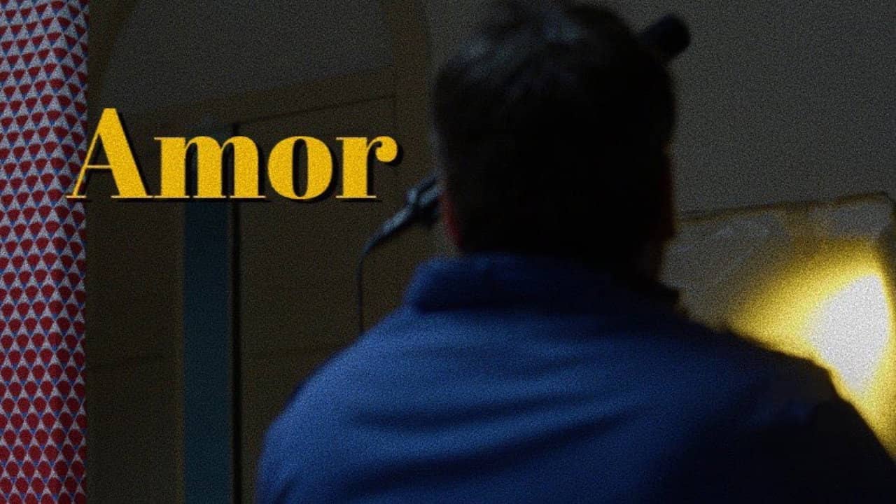 Amor backdrop