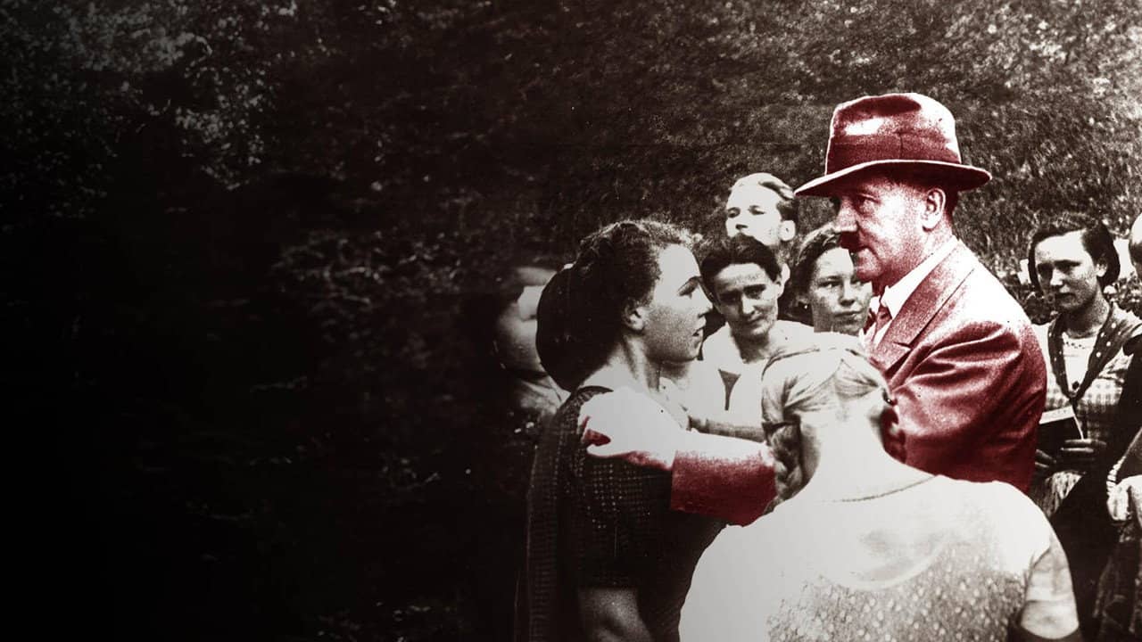 La Fascination des femmes pour Hitler backdrop