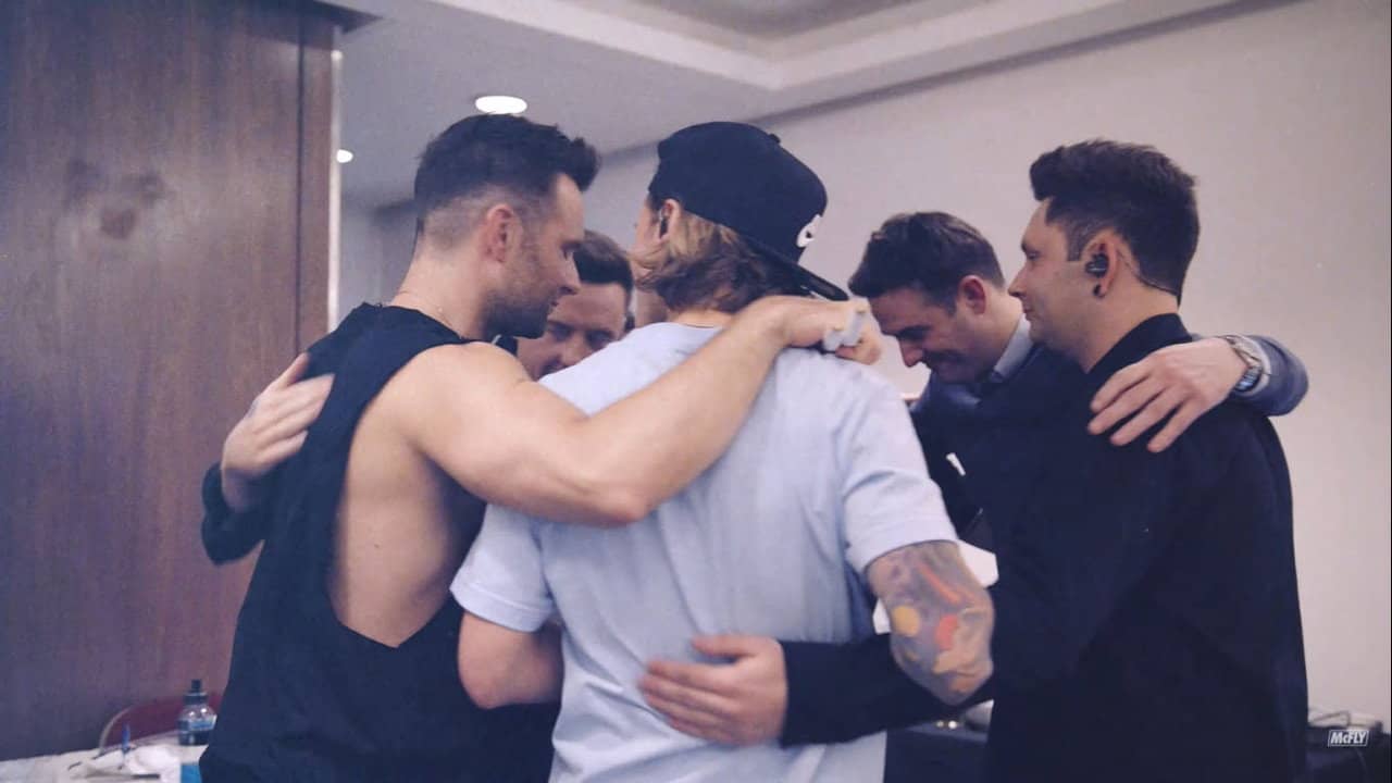 Mcfly live at the O2 arena (MTA Watchalong) backdrop