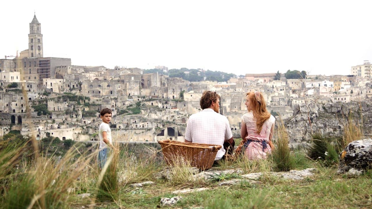 Tulipani: Love, Honour and a Bicycle backdrop