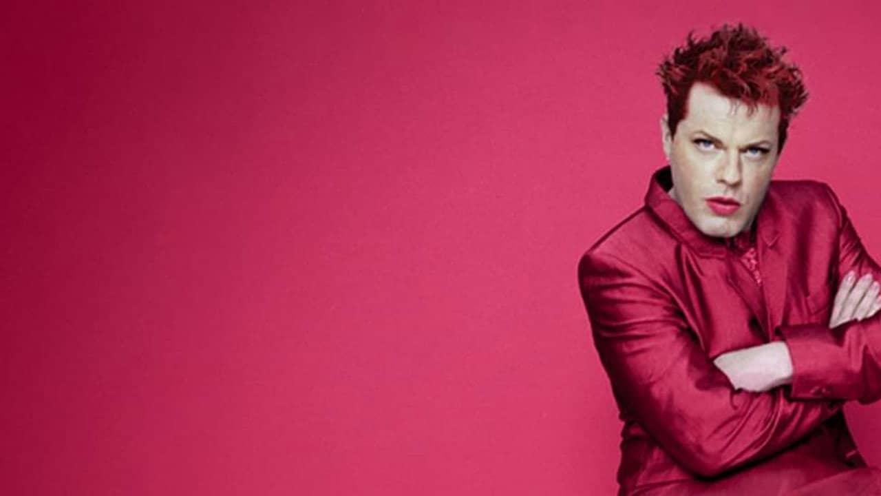 Eddie Izzard: Dress to Circle backdrop