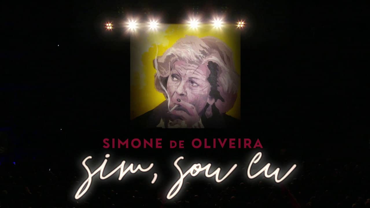 Sim, Sou Eu… Simone backdrop