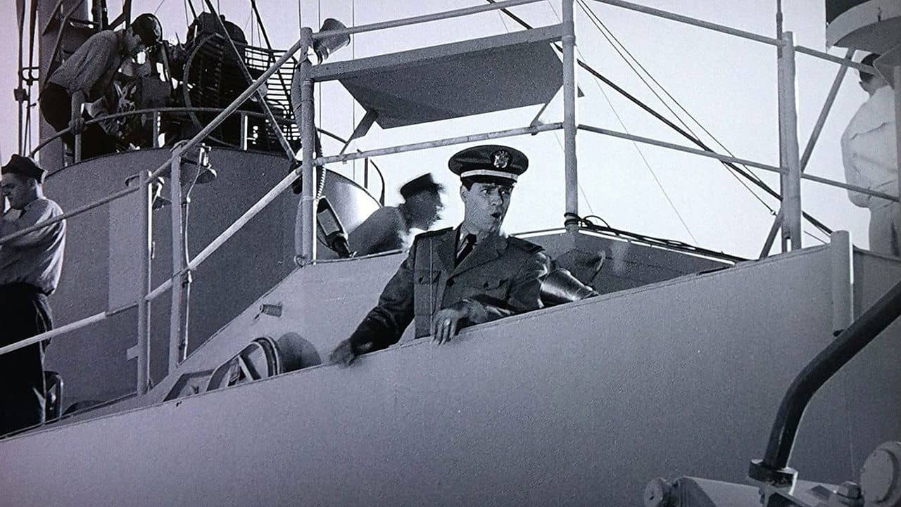 Don't Give Up the Ship backdrop