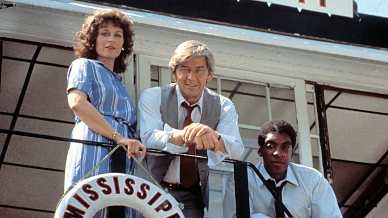 The Mississippi backdrop