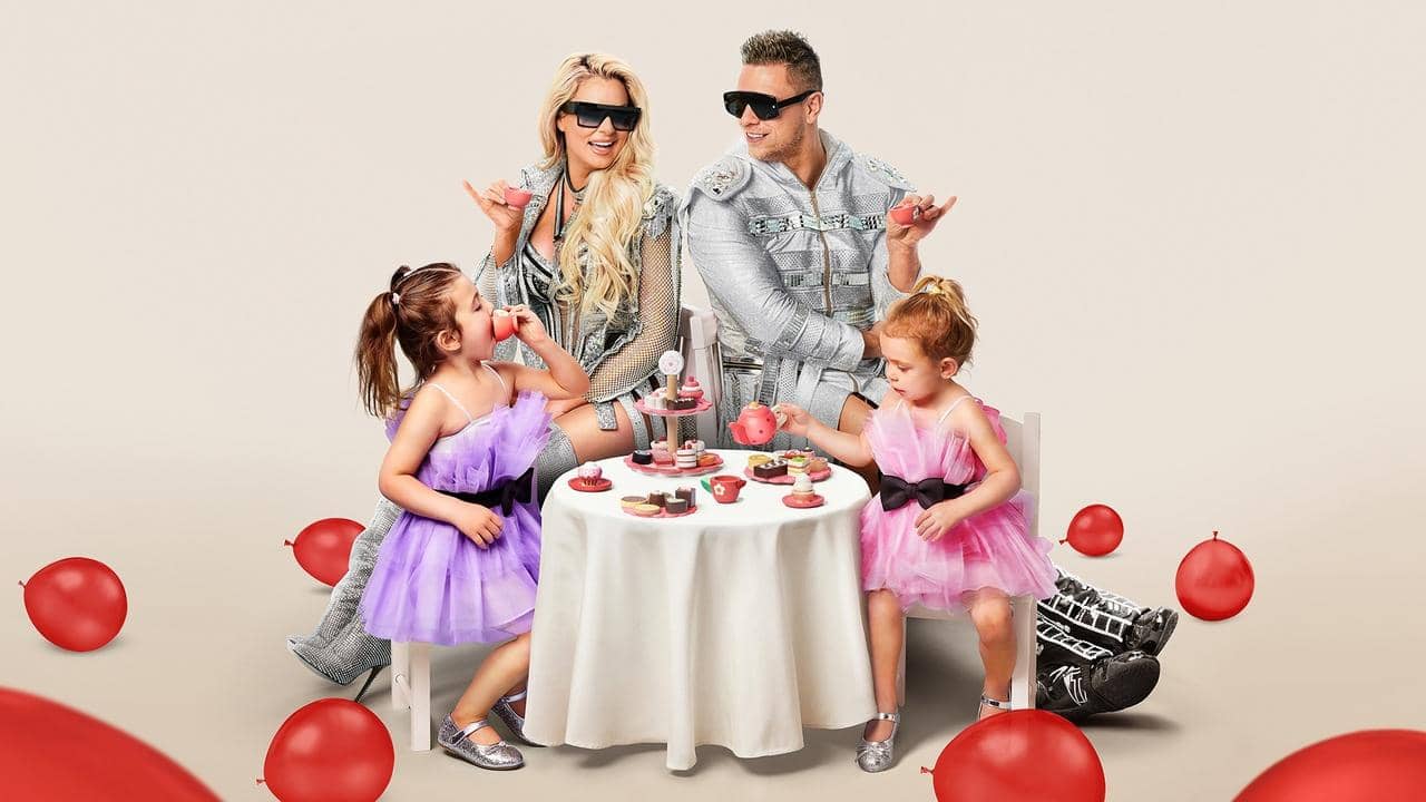Miz & Mrs backdrop