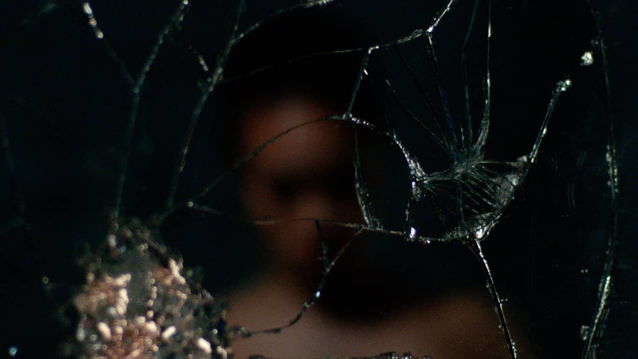 Spiders on My Lashline backdrop