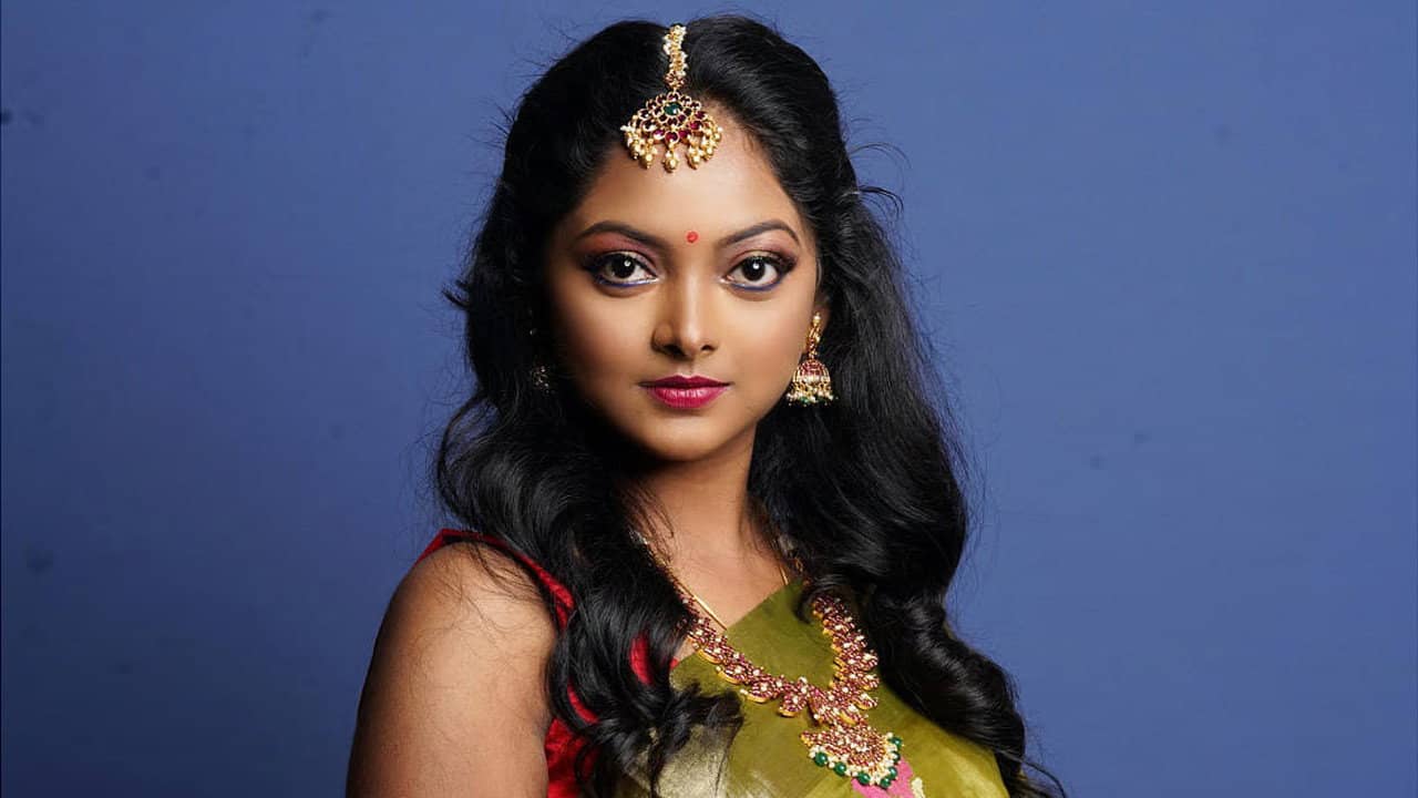 Lakshana backdrop