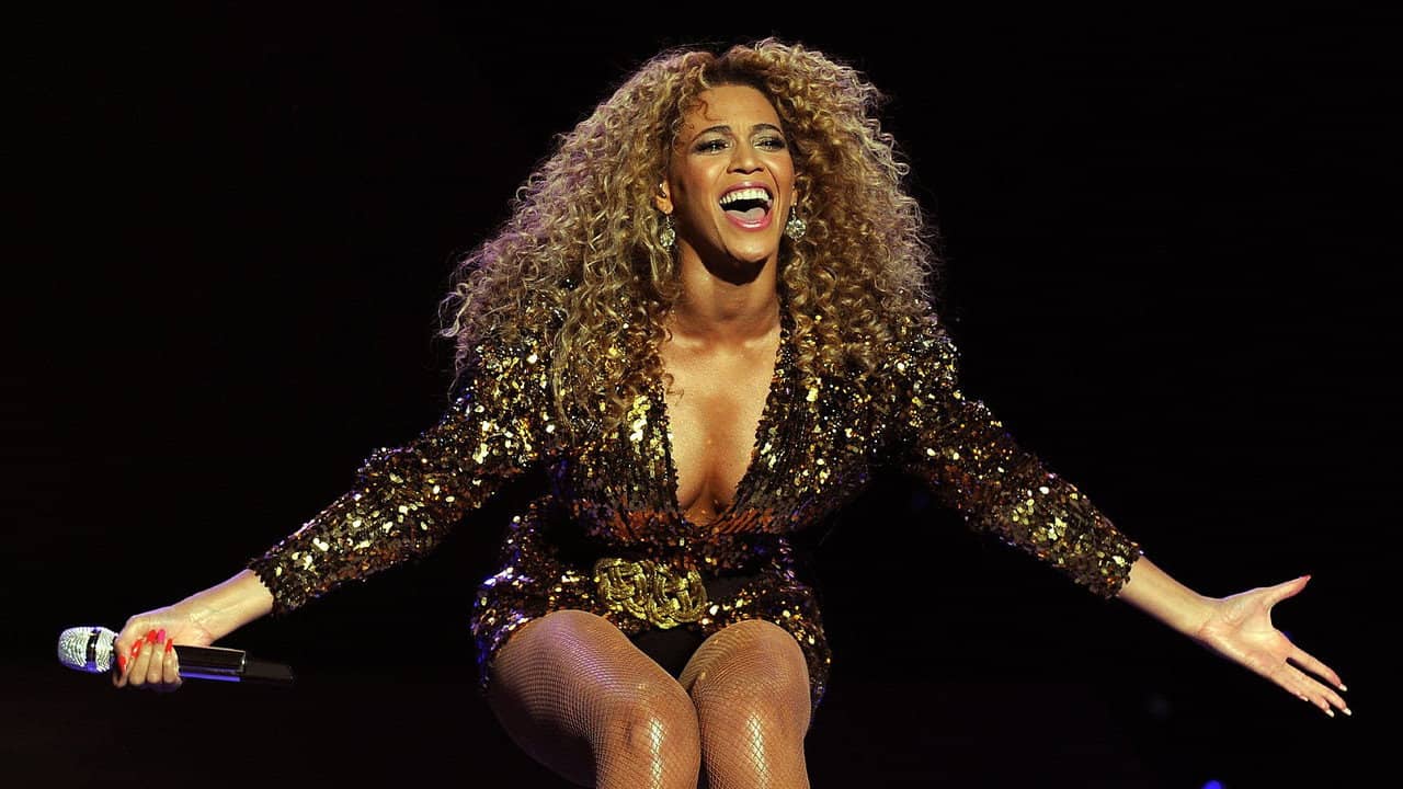 Beyonce: Live at the BBC backdrop