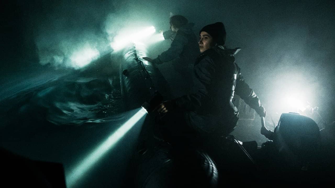 Dead in the Water backdrop