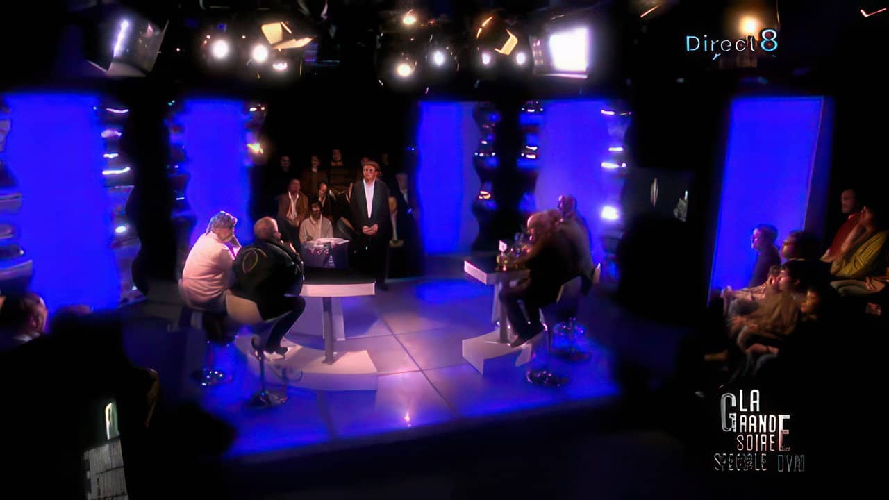La Grande Soiree Speciale OVNI backdrop