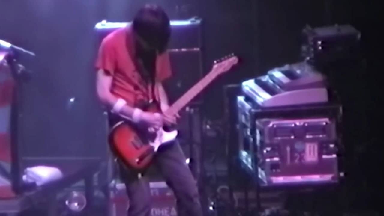 Radiohead:  Live At Radio City Music Hall 1998 backdrop