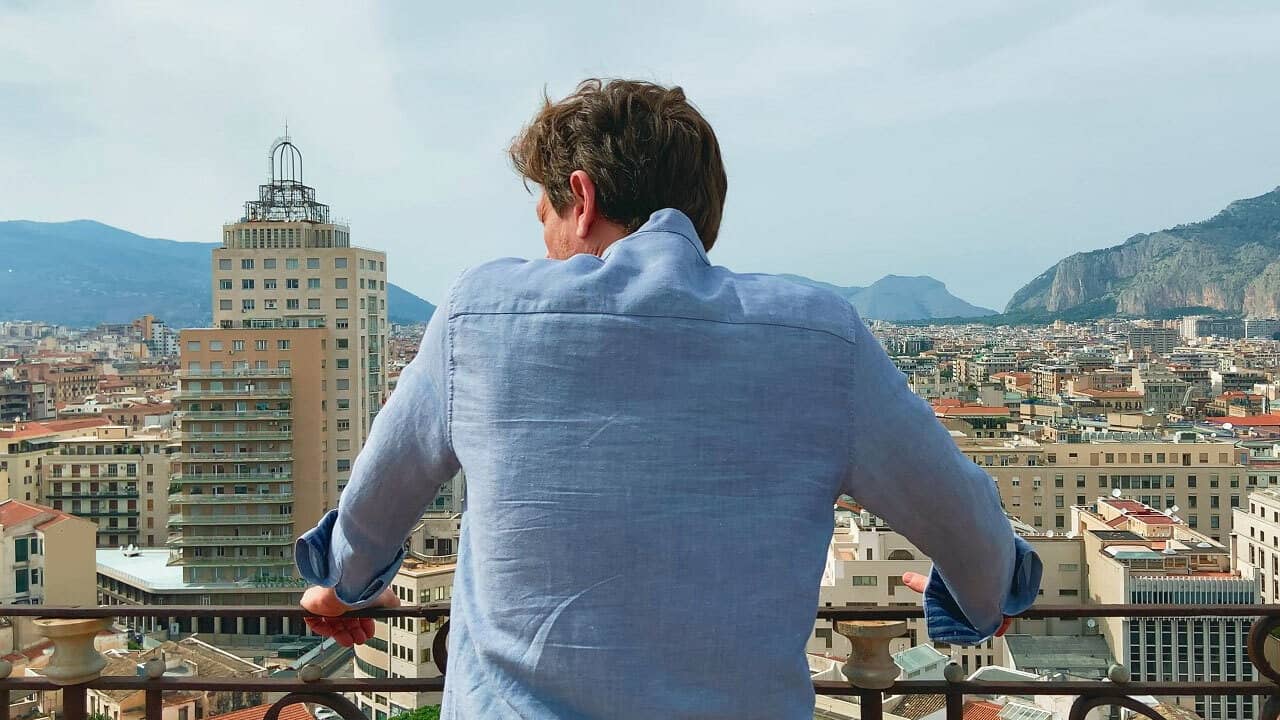 Fiori, Fiori, Fiori! backdrop