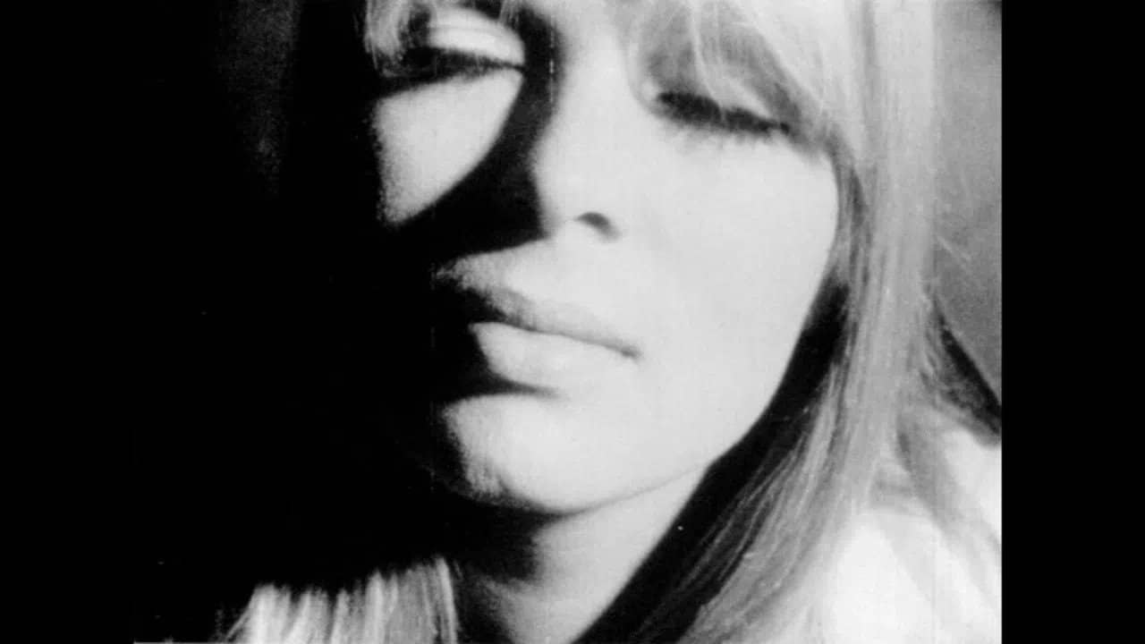 Screen Test [ST240]: Nico backdrop