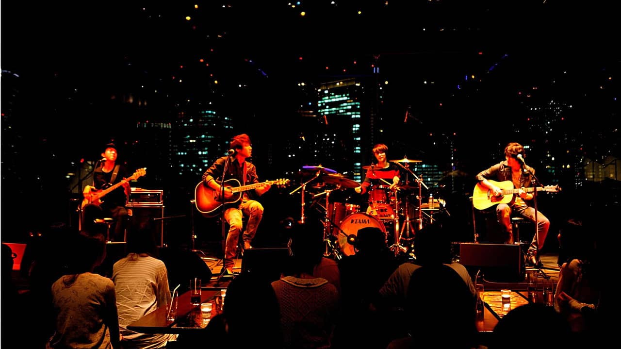 CNBLUE:  MTV Unplugged backdrop