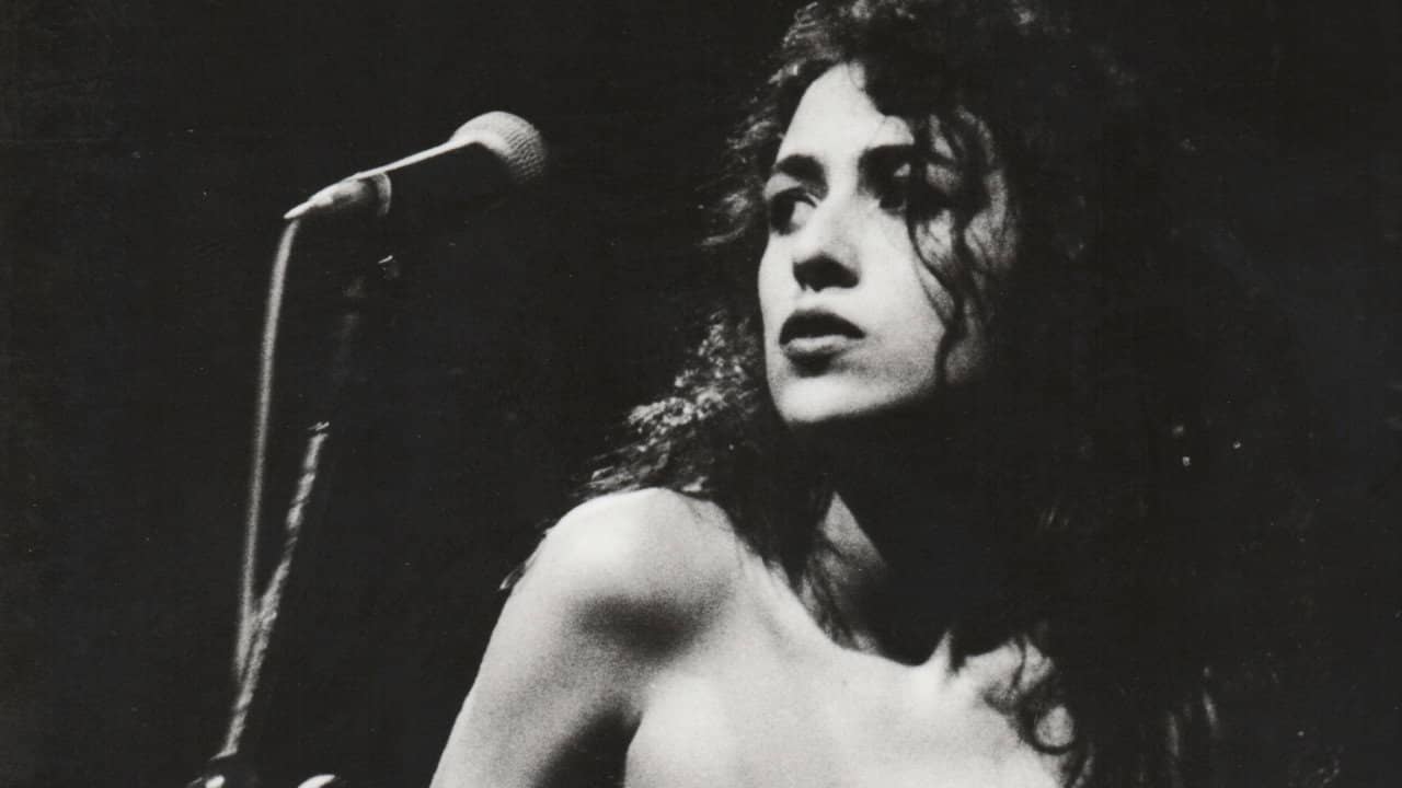 Marisa Monte: MM ao Vivo backdrop