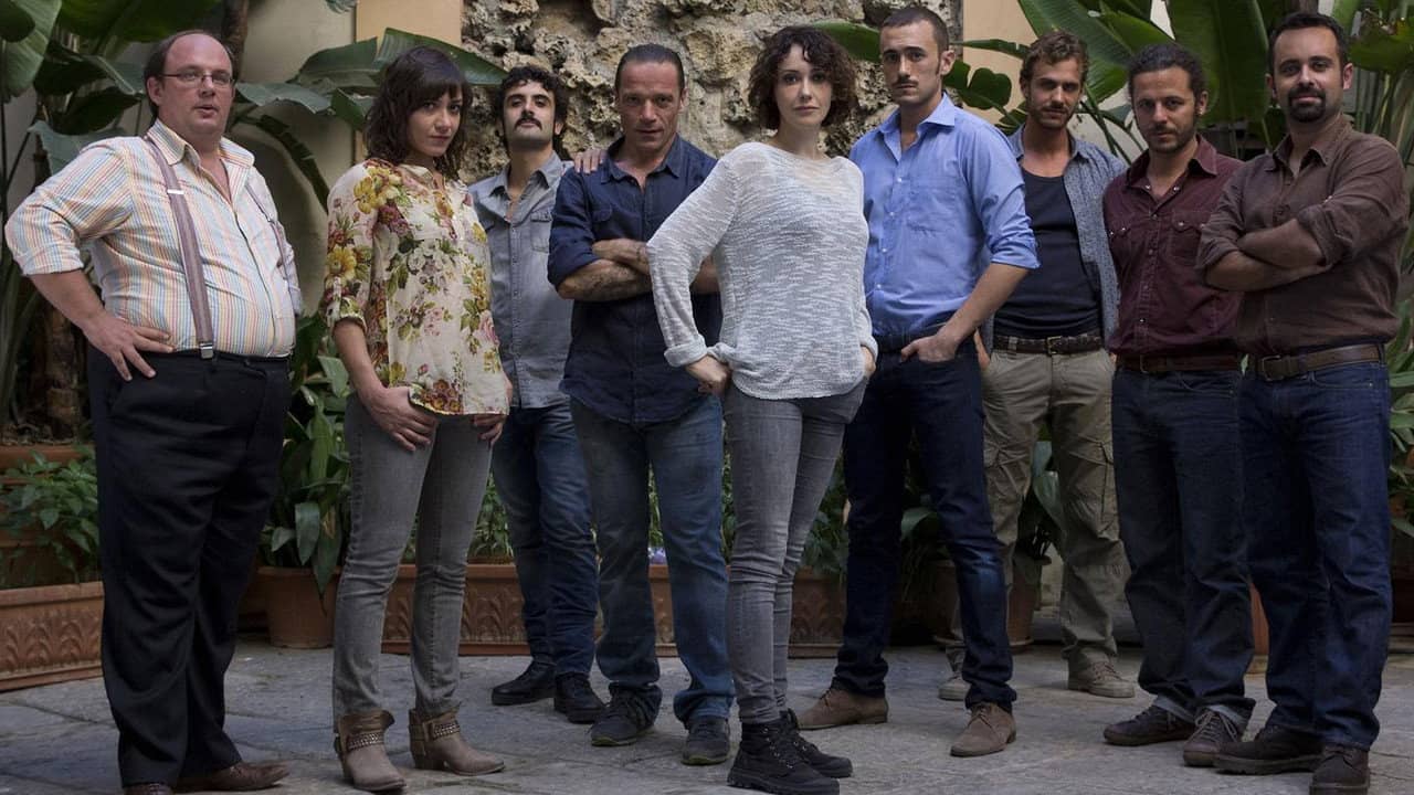 Catturandi - Nel Nome del Padre backdrop