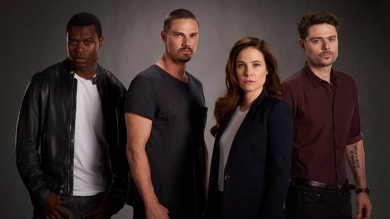 Mary Kills People backdrop