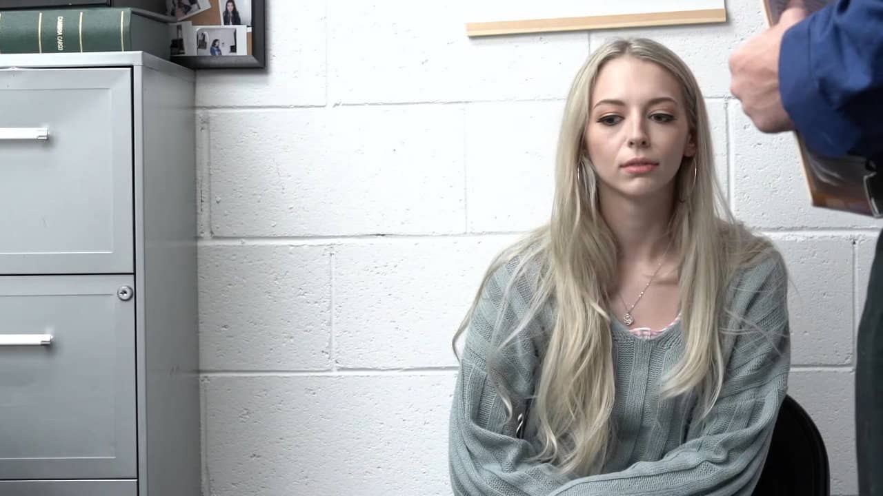 Shoplyfter 23 backdrop