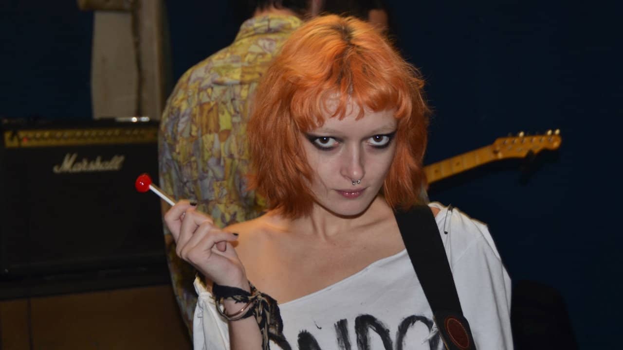 Fils de Punk backdrop