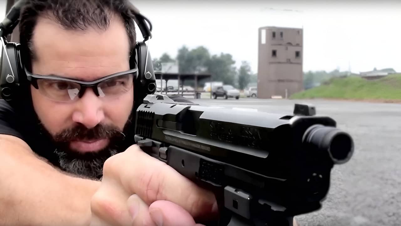 MD: The Art of the Dynamic Handgun backdrop