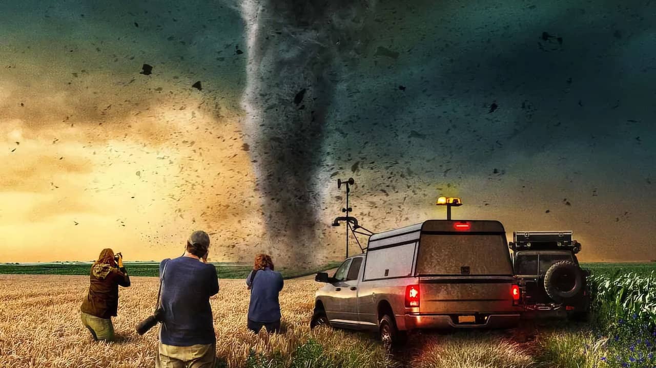 In the Eye of the Storm: Chasers backdrop