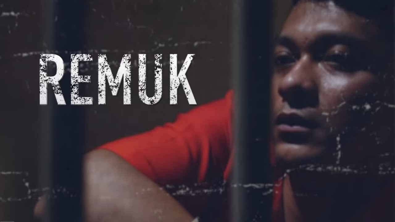 Remuk backdrop