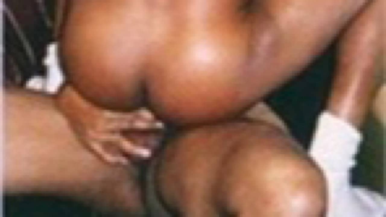 Mo Black Dick backdrop
