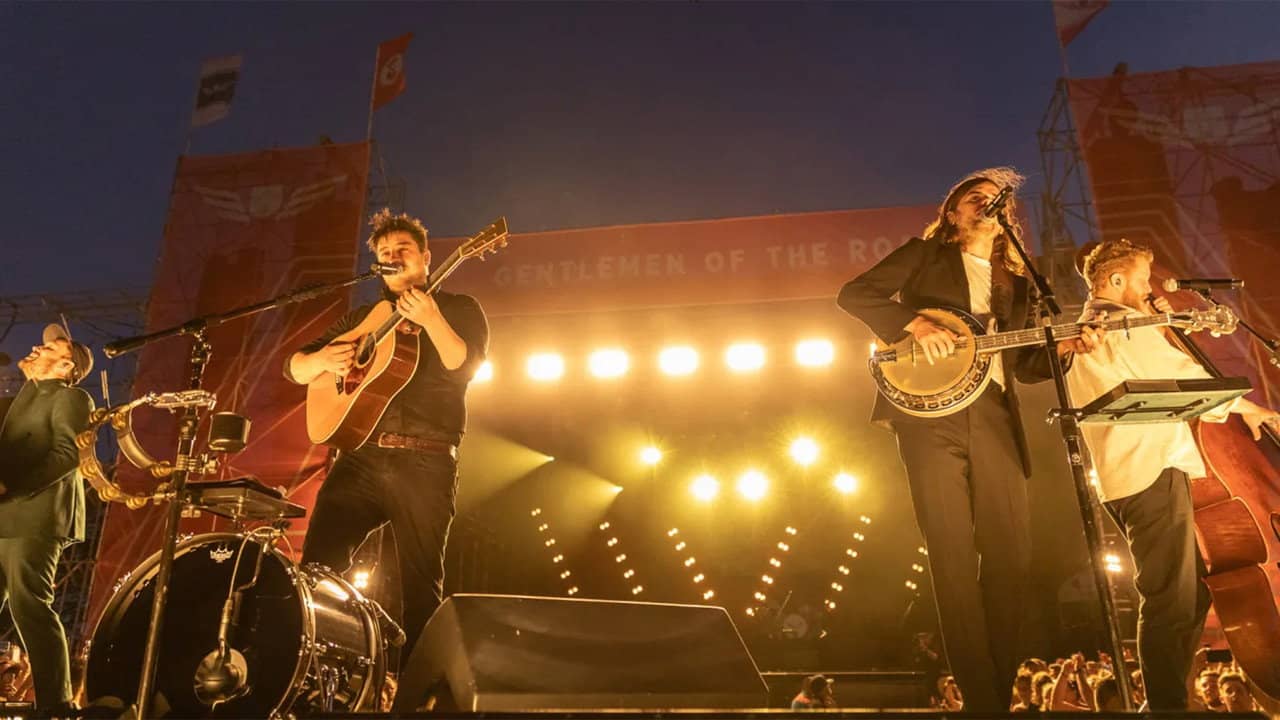 Mumford & Sons - Delta Tour Live backdrop