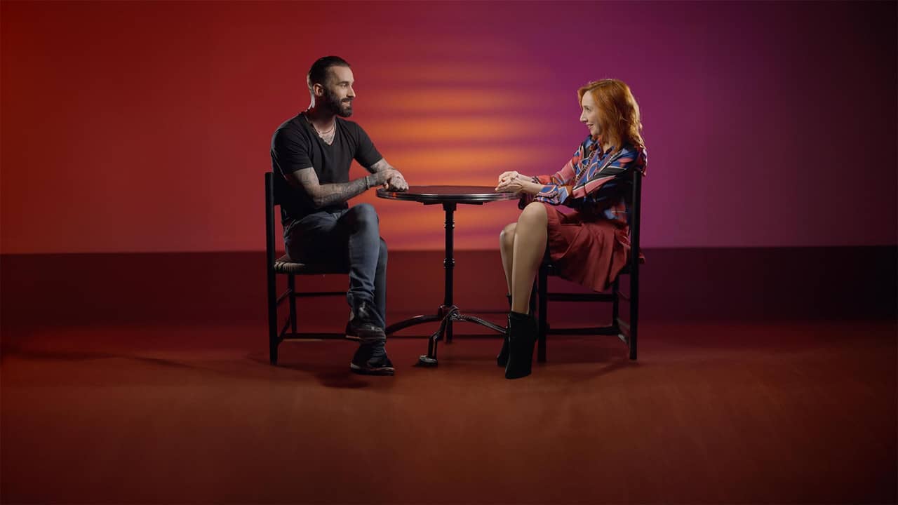 Dating mode d'emploi backdrop