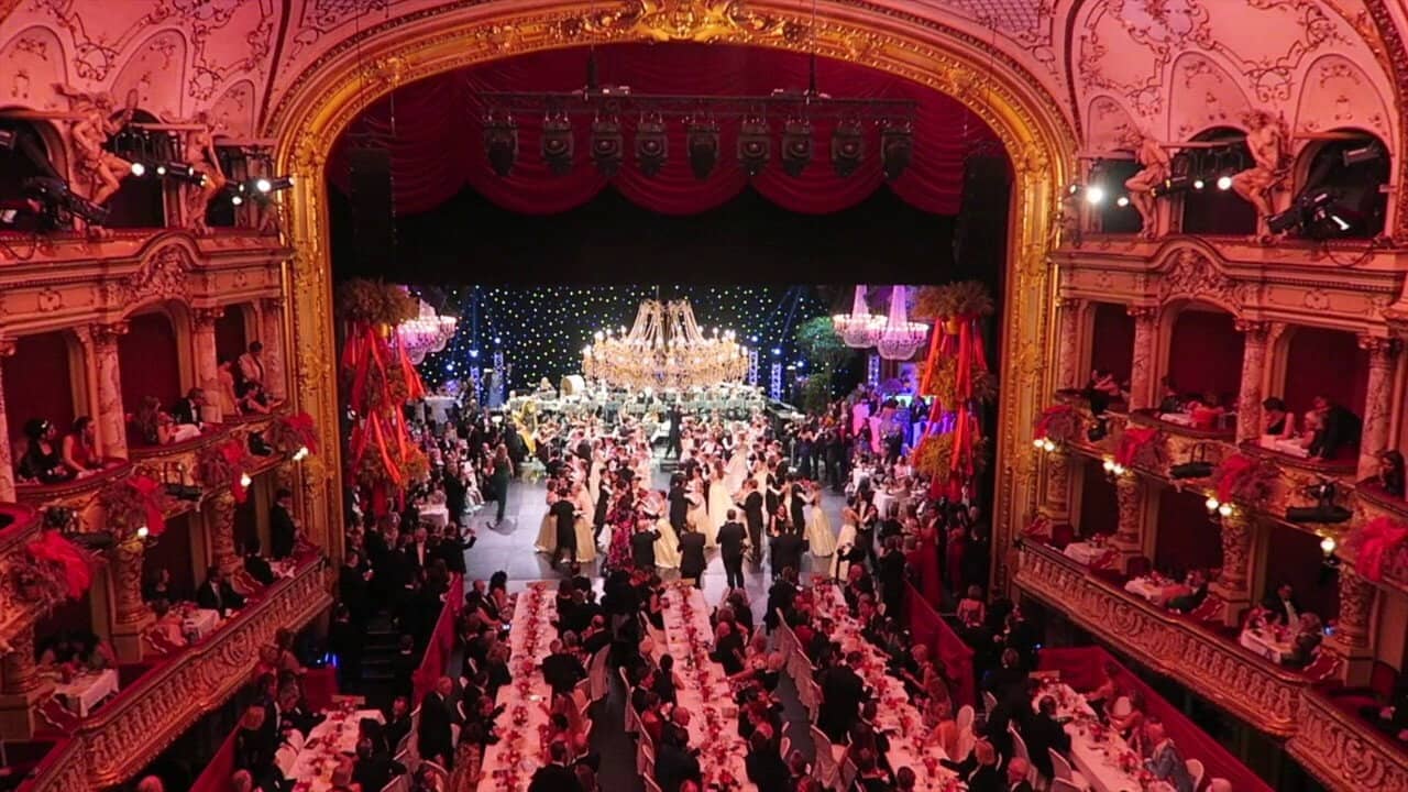 Rigoletto backdrop