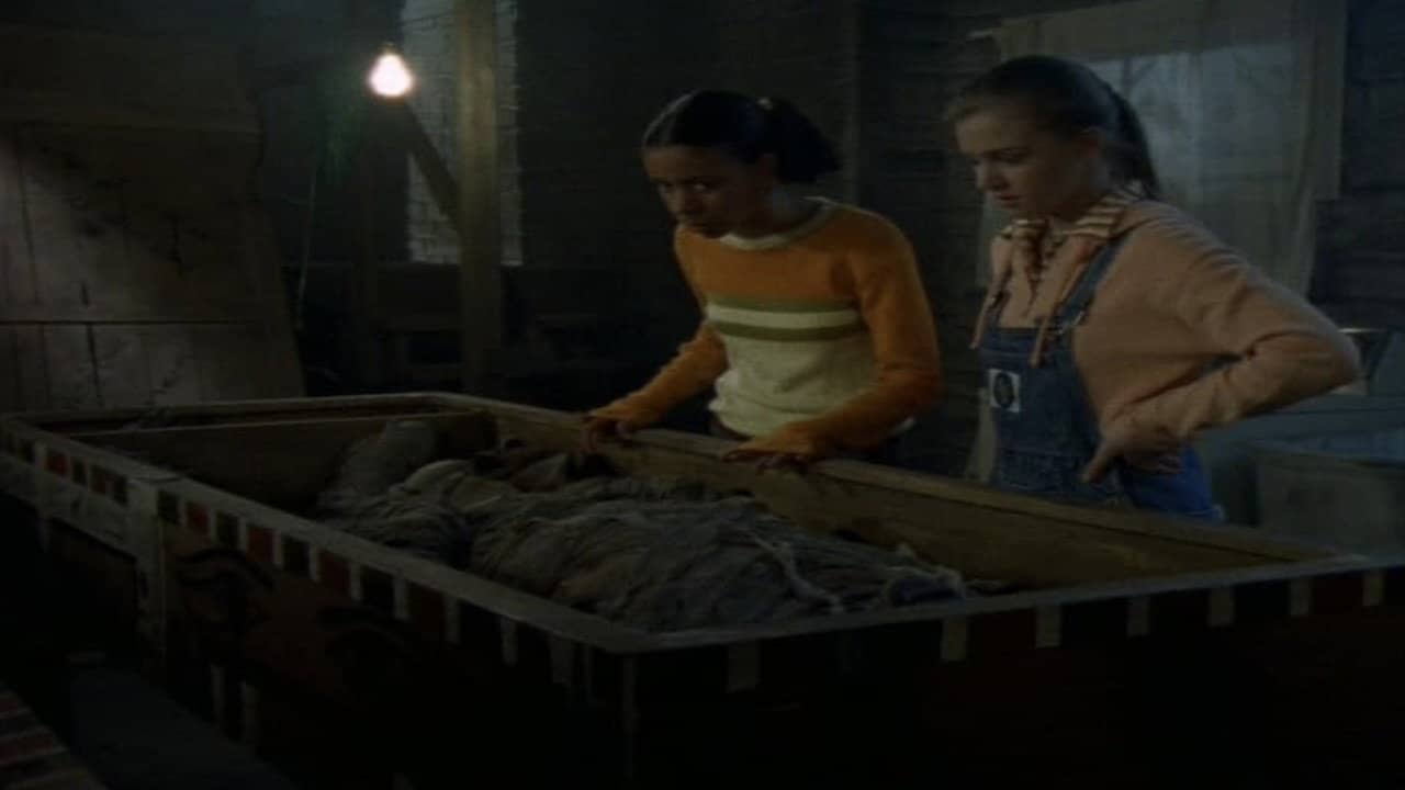 Goosebumps: Don't Wake Mummy backdrop
