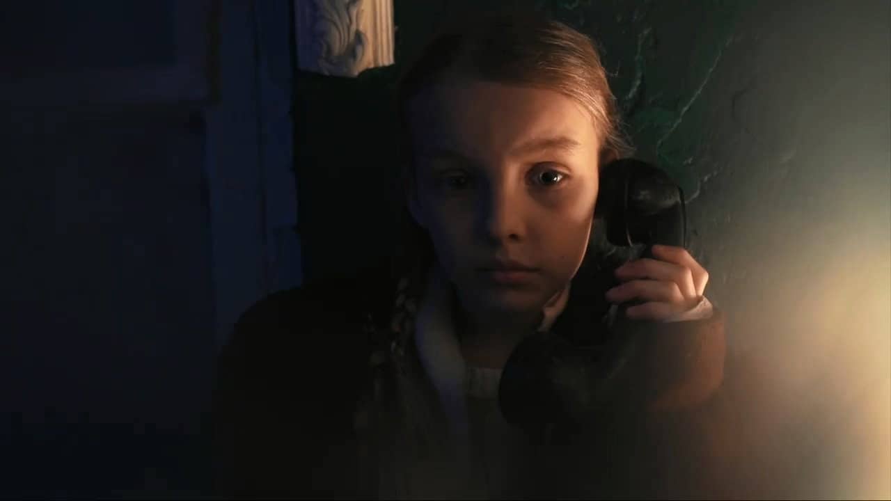 May I please speak to Nina? backdrop