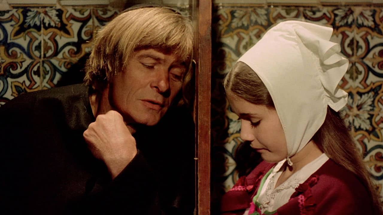 Love Letters of a Portuguese Nun backdrop