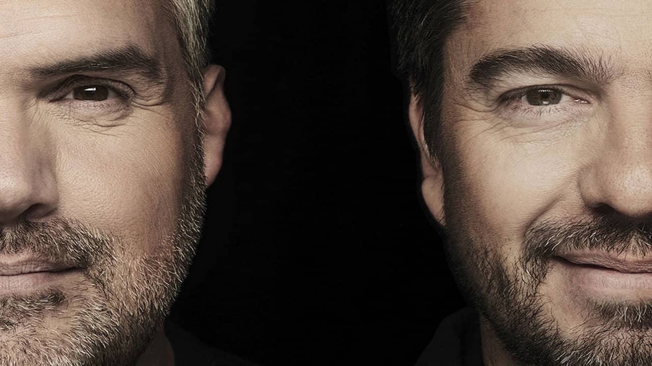 Dominic et Martin - Juste backdrop