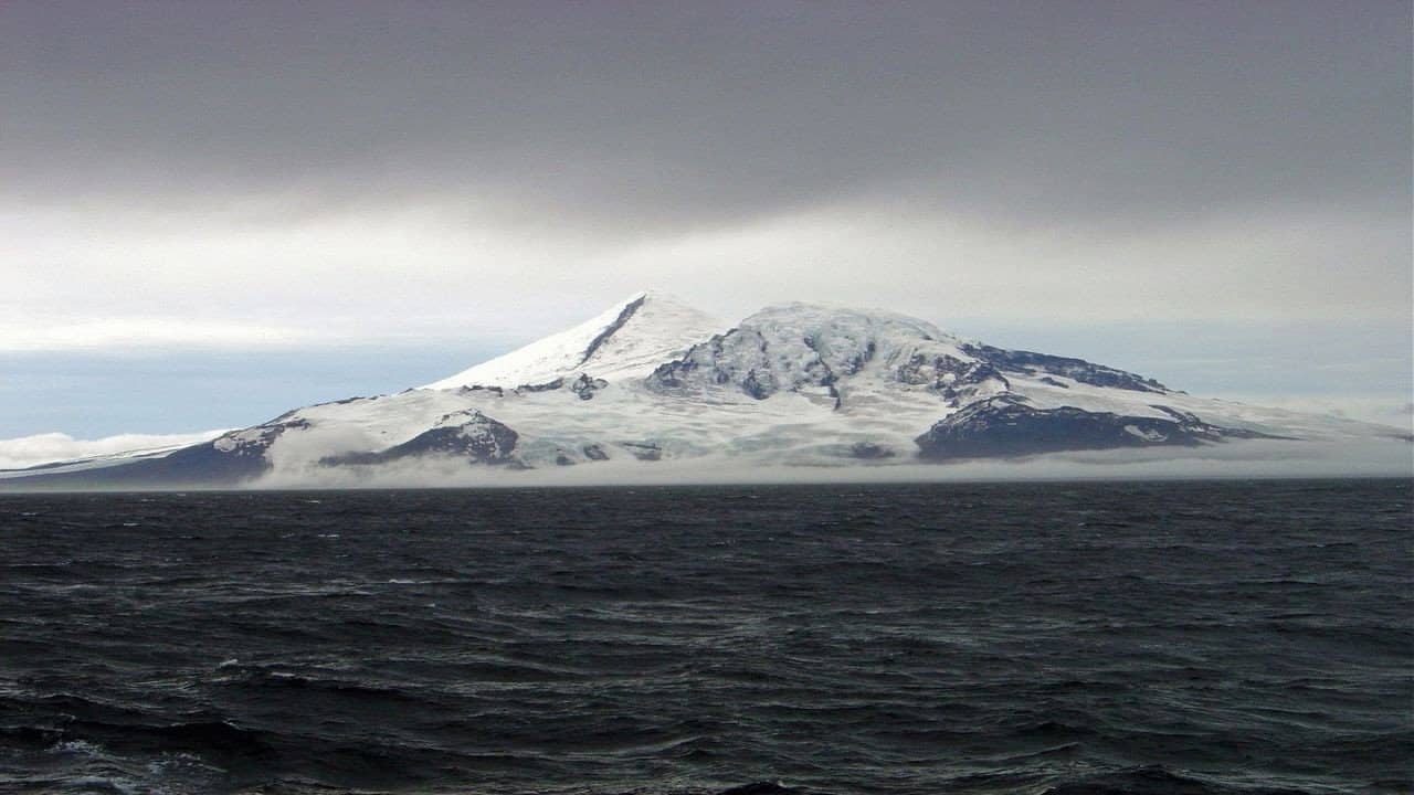 Nameless Island backdrop