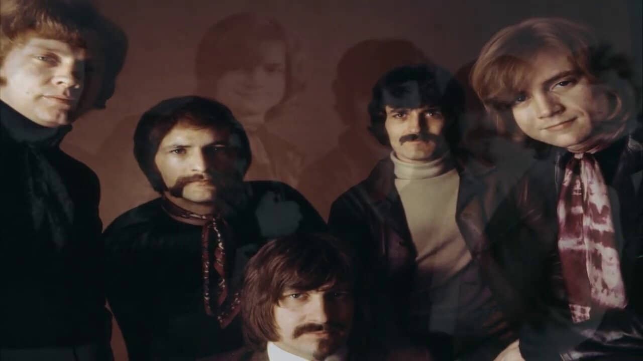 The Moody Blues - Lovely to See You Live backdrop