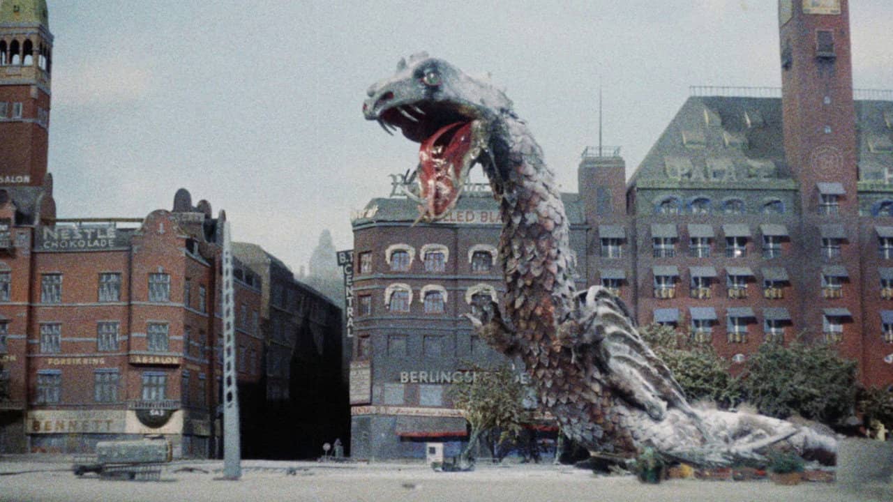 Reptilicus backdrop