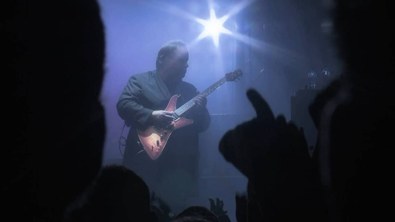 Marillion - Holidays in Zelande backdrop