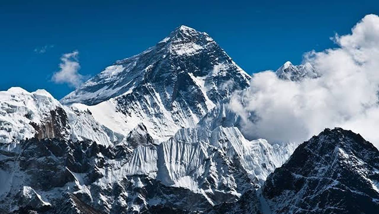 Lost on Everest: The Search for Mallory and Irvine backdrop