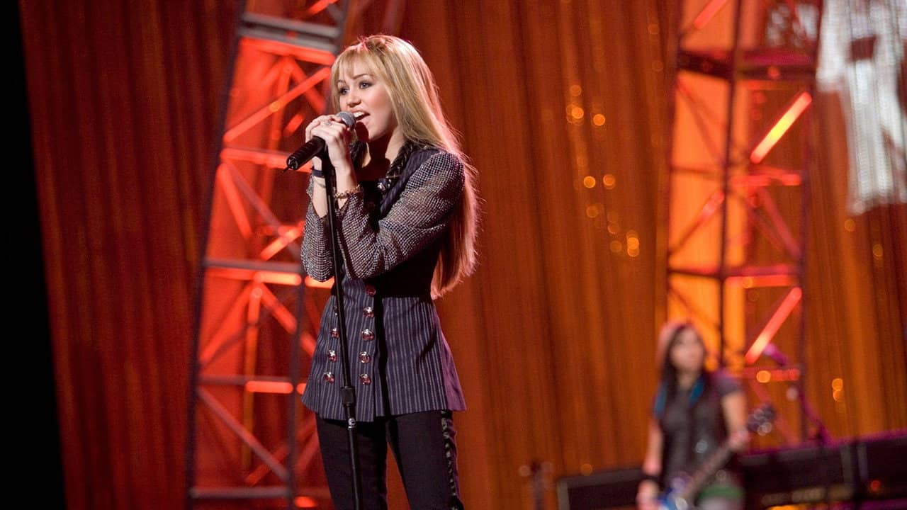 Hannah Montana 2: Live In Concert backdrop